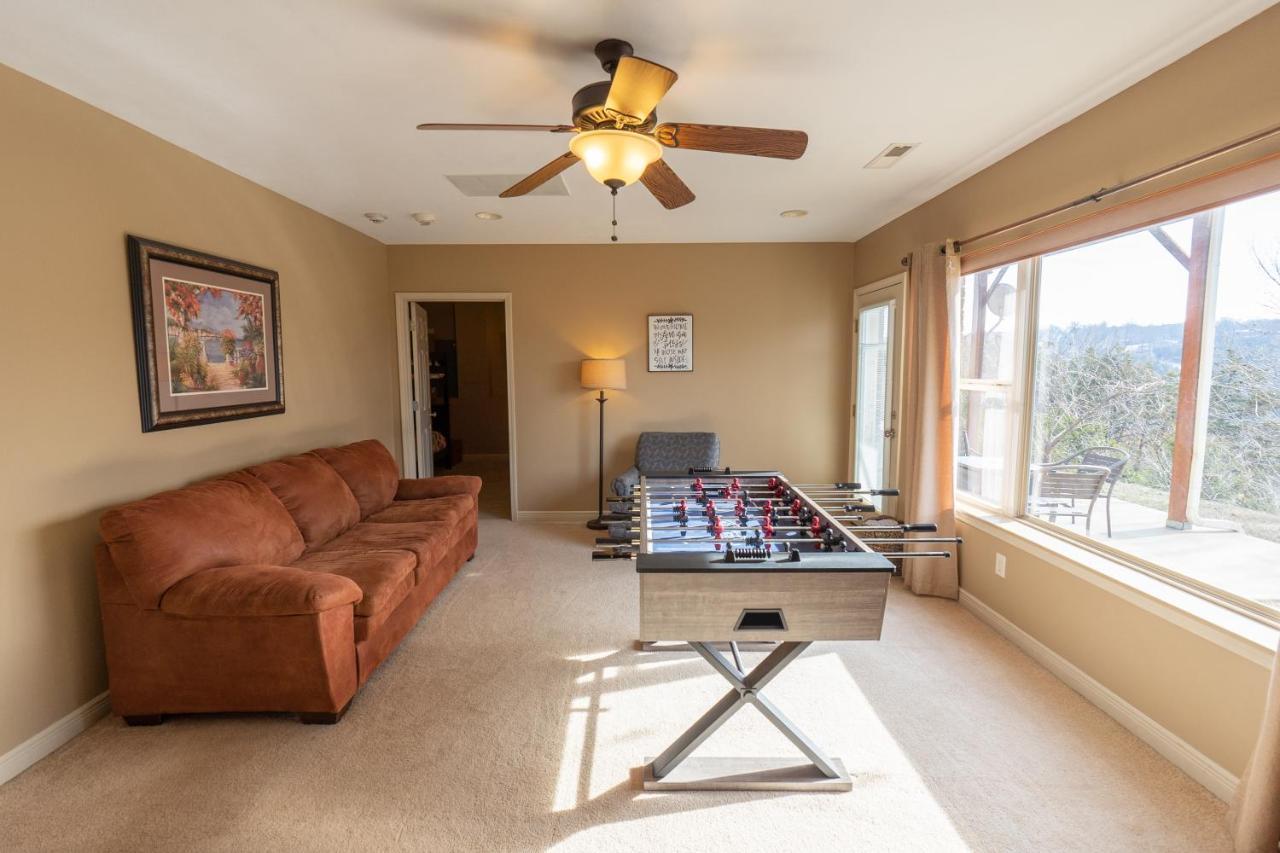 4Br Walk-In - Foosball Table - Hot Tub - Fire Pit - Free Tickets Included - Dv166 Branson Exterior photo